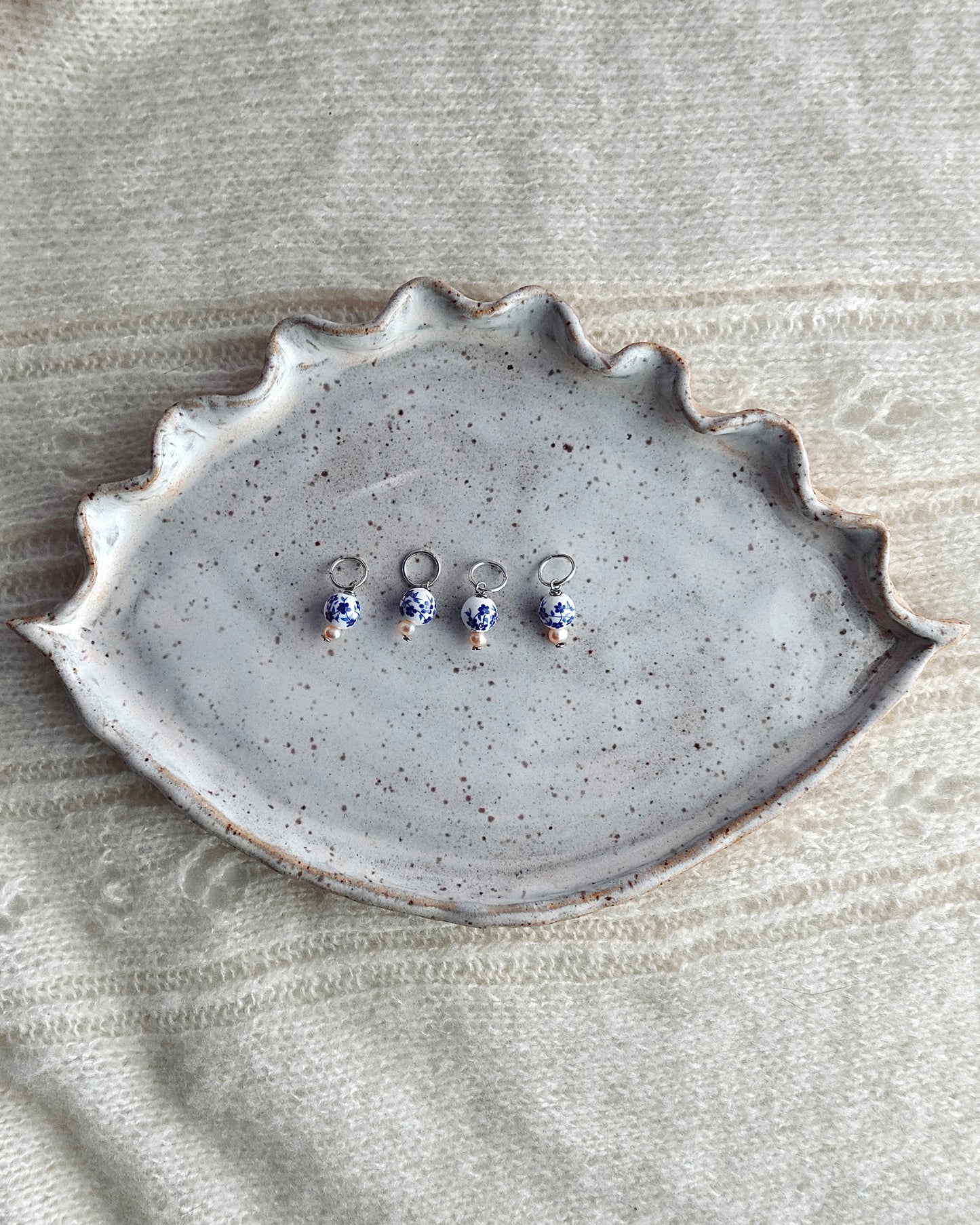 Porcelaine Petite - Stitch Markers