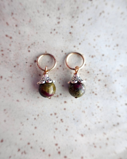 Crowned Dragon's Blood - Stitch Markers