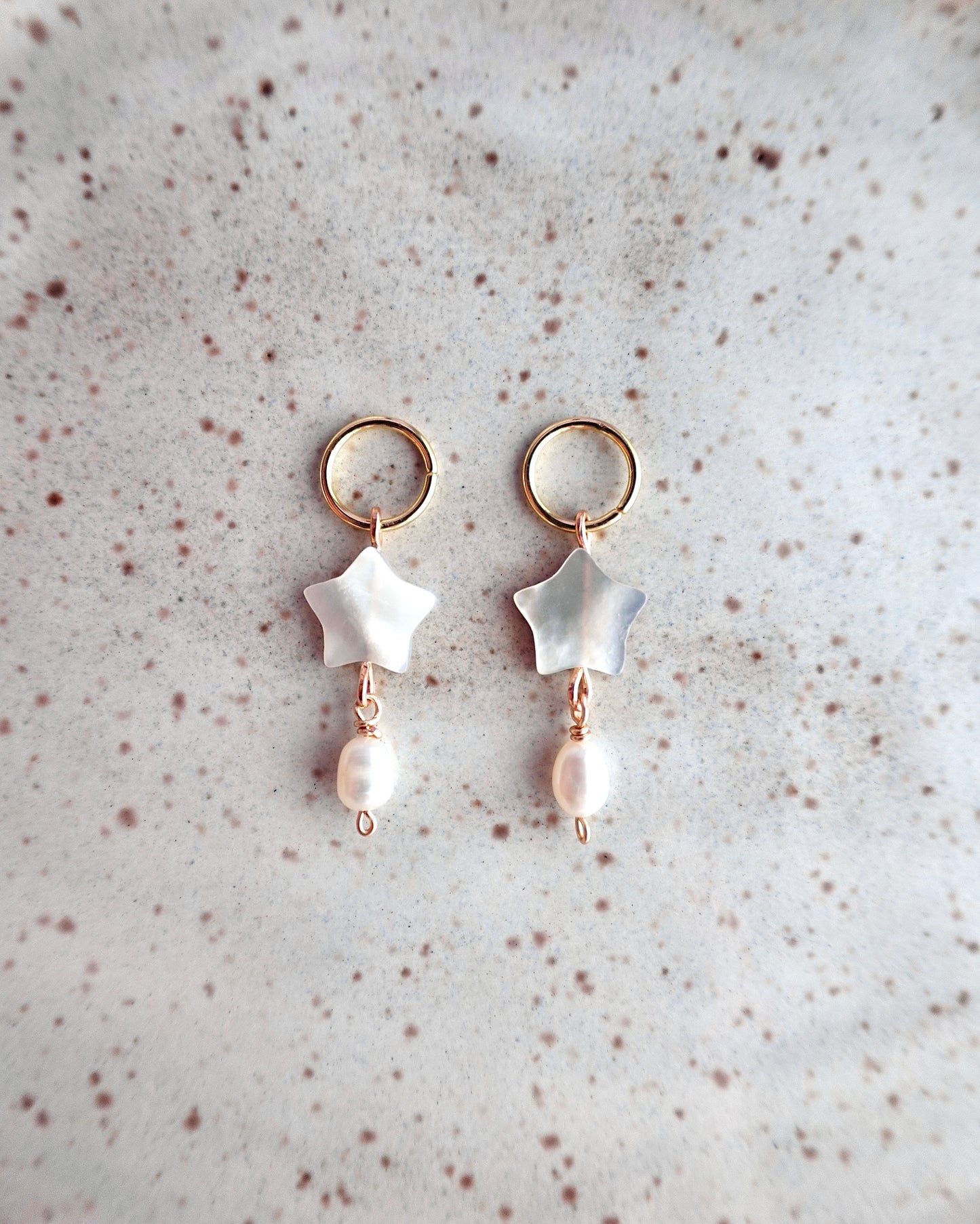 Pearlescent Star - Stitch Markers