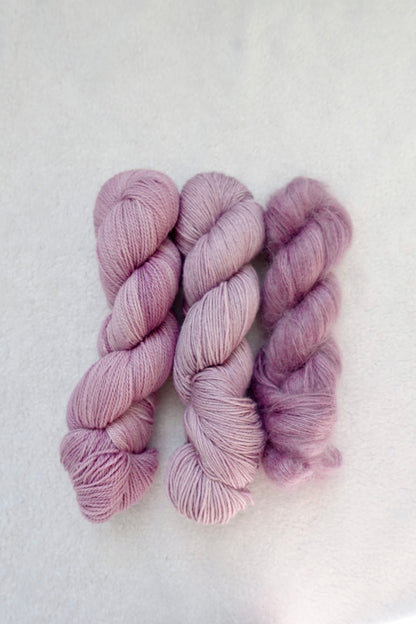 Nymphéa - Lotus Oasis Hand Dyed Yarn