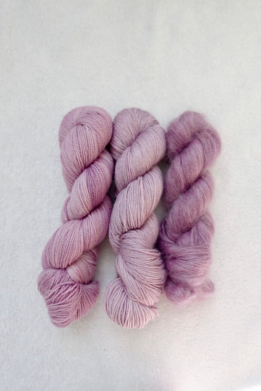 Nymphéa - Lotus Oasis Hand Dyed Yarn