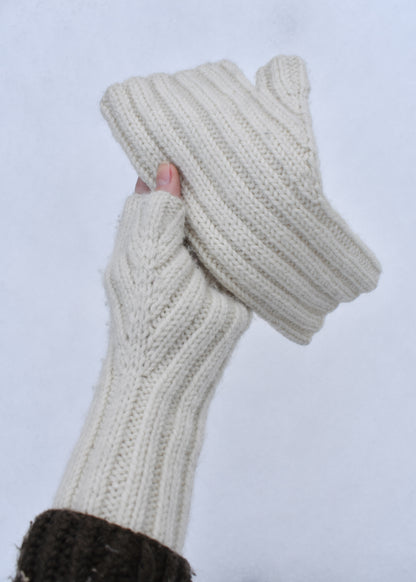 Ceridwen Gloves - PDF Knitting Pattern