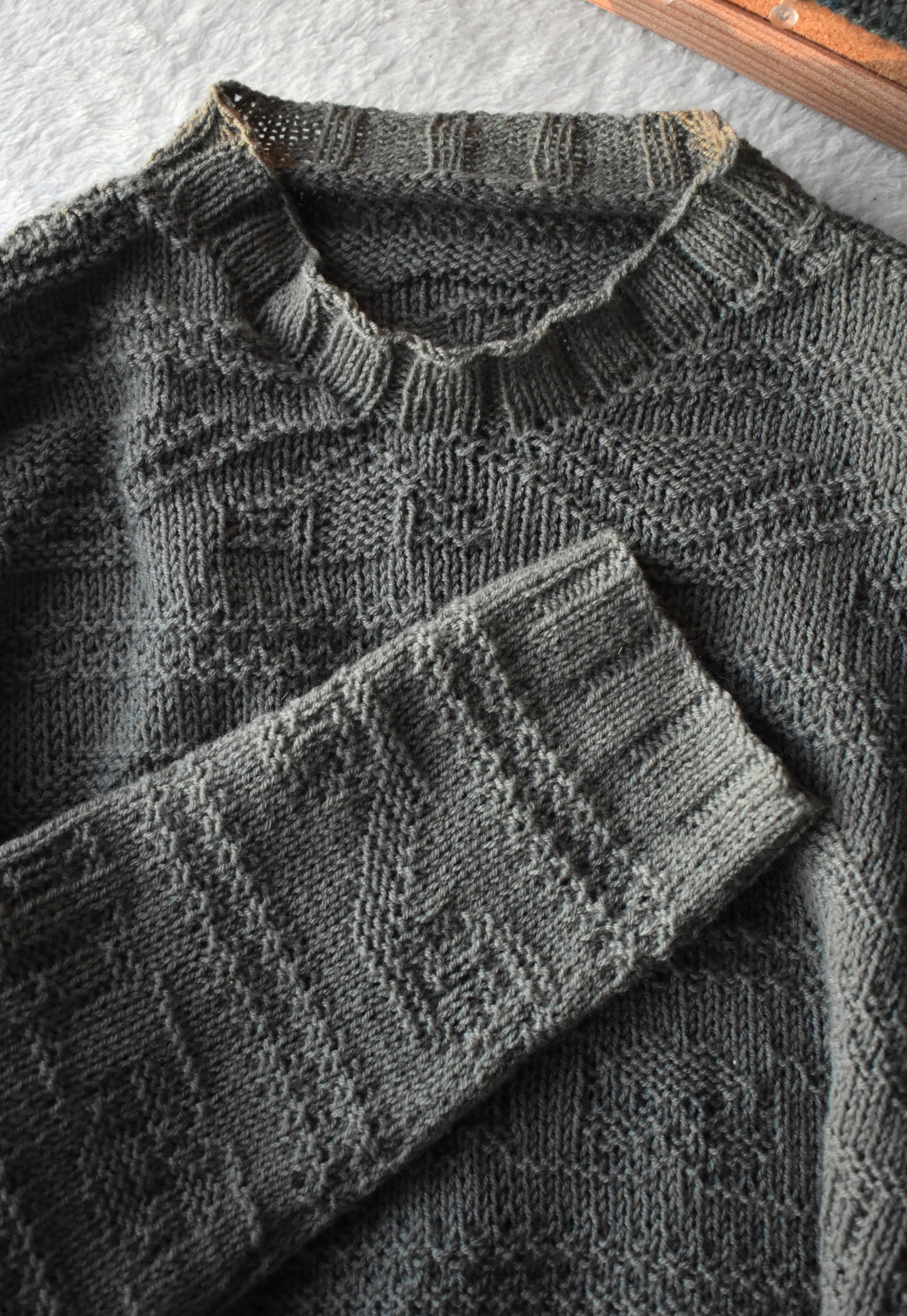 Paris Pearl Sweater - PDF Knitting Pattern