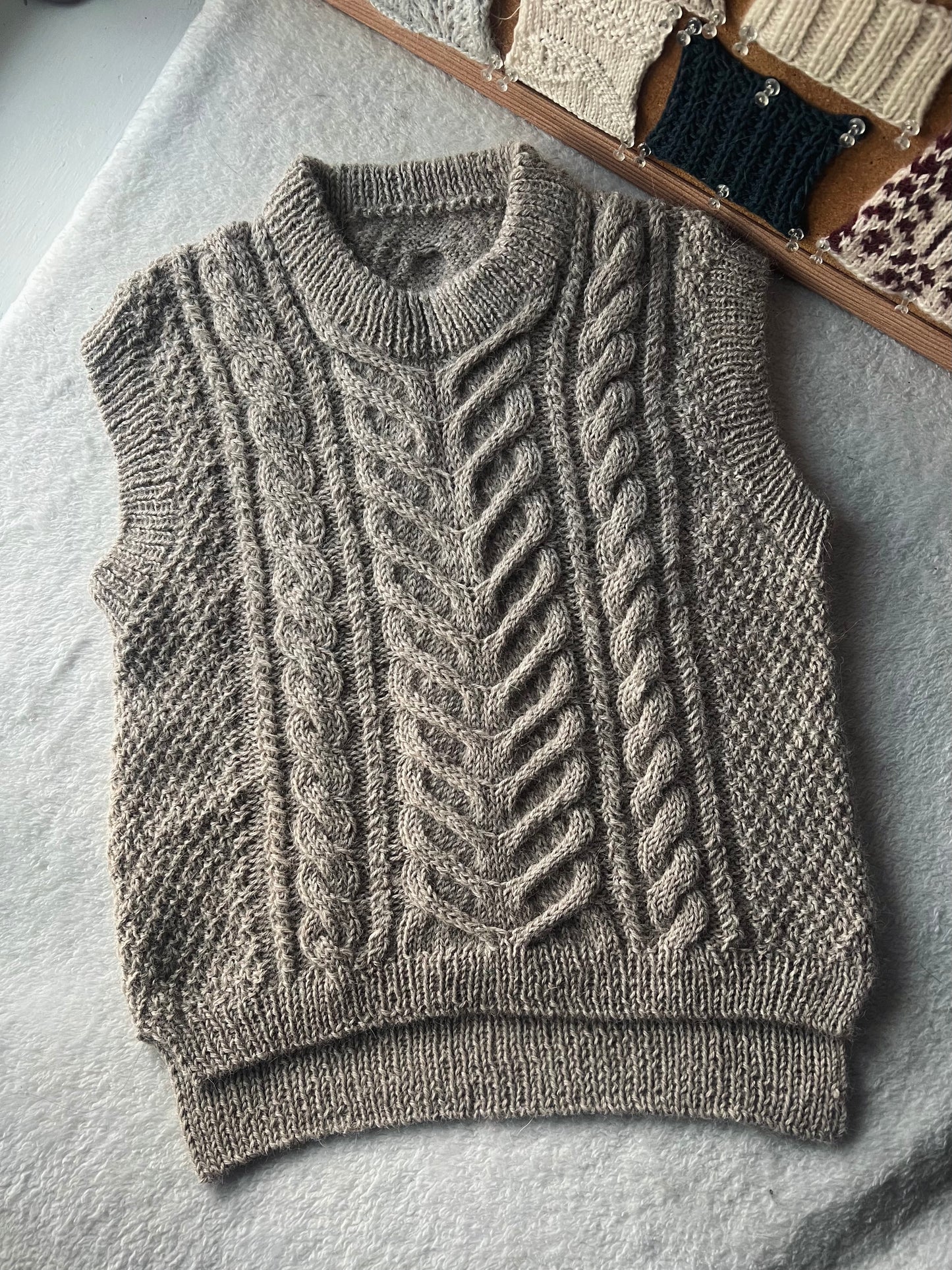Allani Slipover - PDF Knitting Pattern